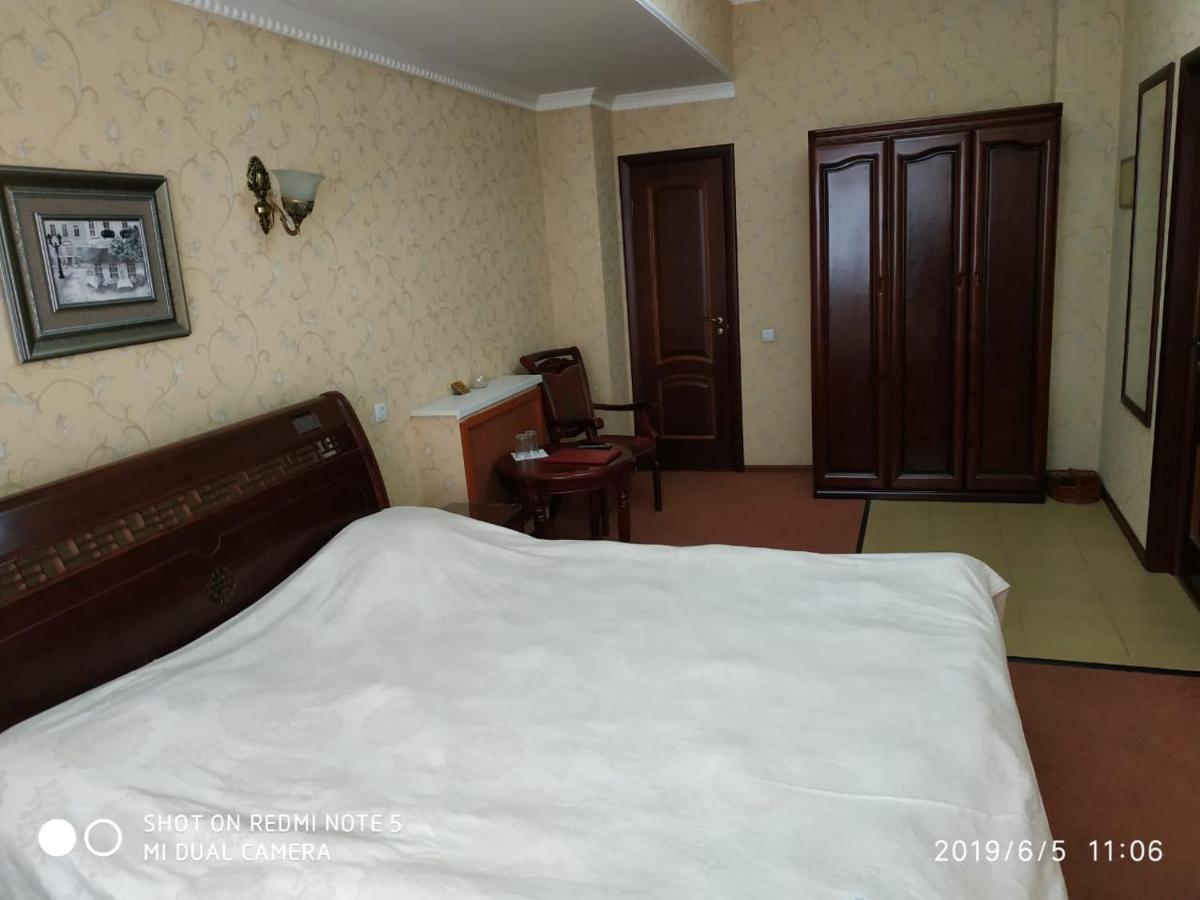 Hotel Botakoz Astana Buitenkant foto