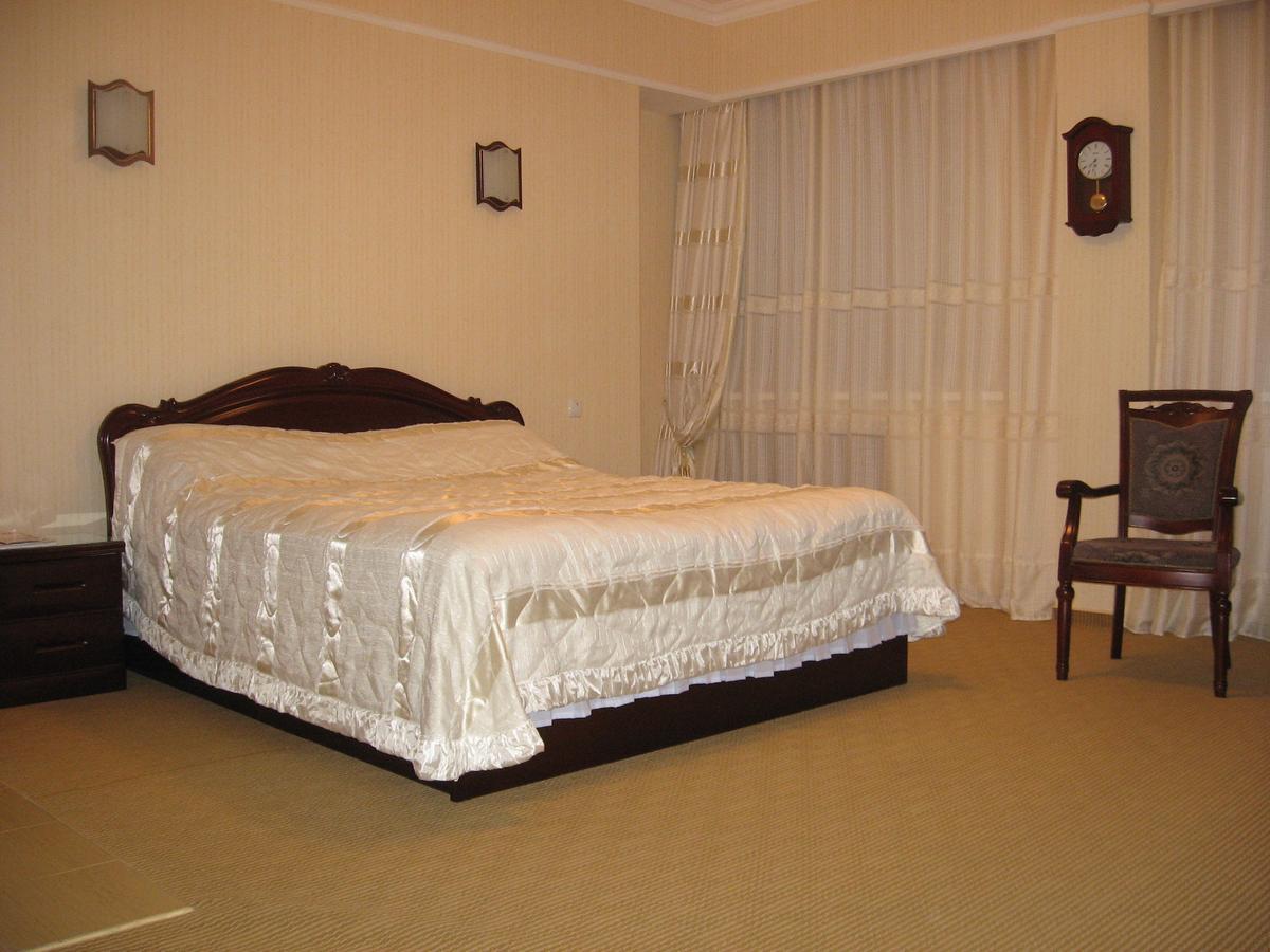 Hotel Botakoz Astana Buitenkant foto