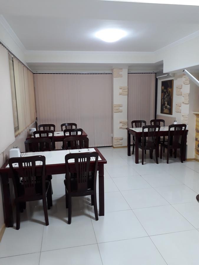 Hotel Botakoz Astana Buitenkant foto